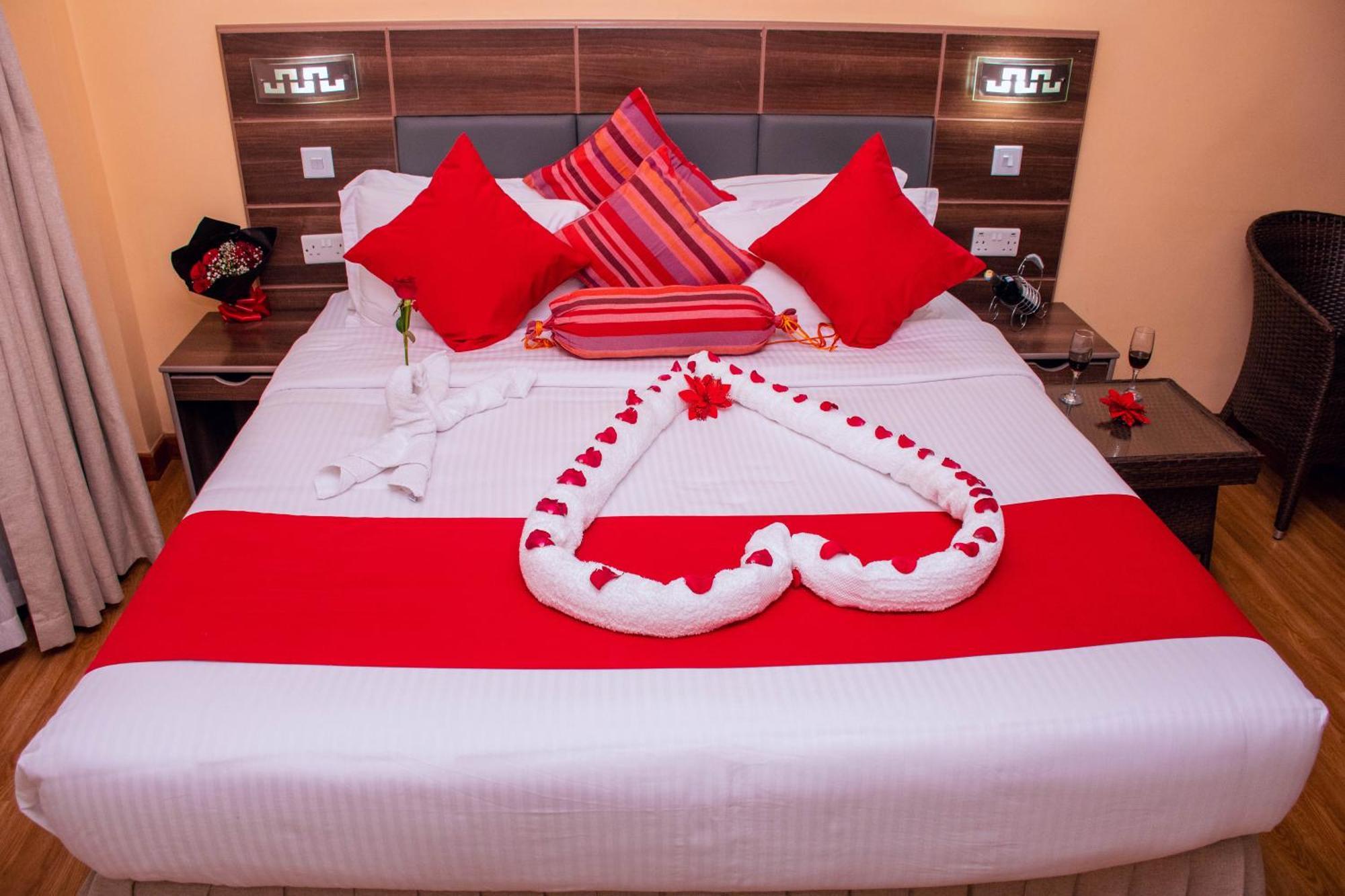 Buraha Zenoni Hotel And Resort Nakuru Extérieur photo
