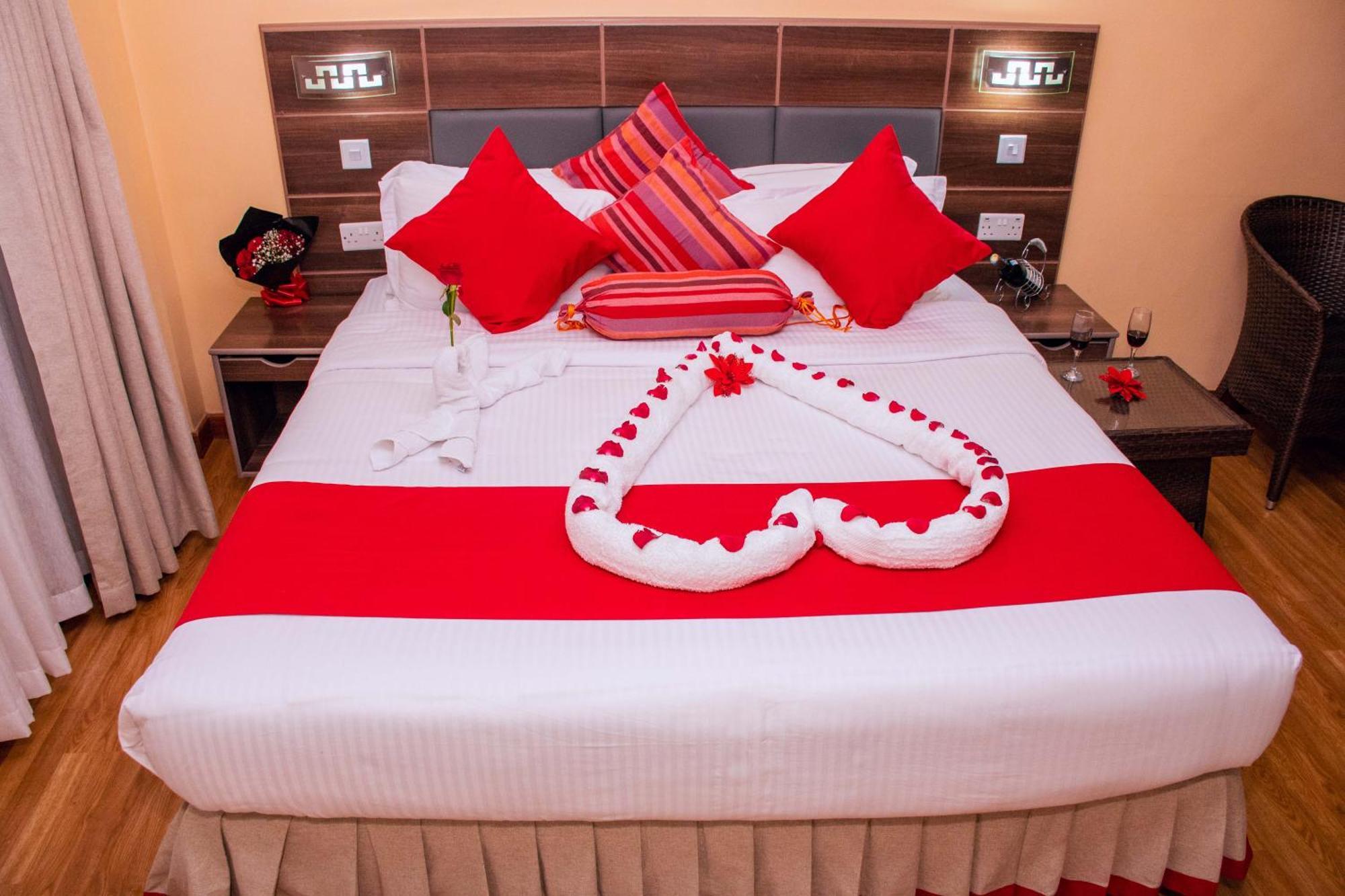 Buraha Zenoni Hotel And Resort Nakuru Extérieur photo